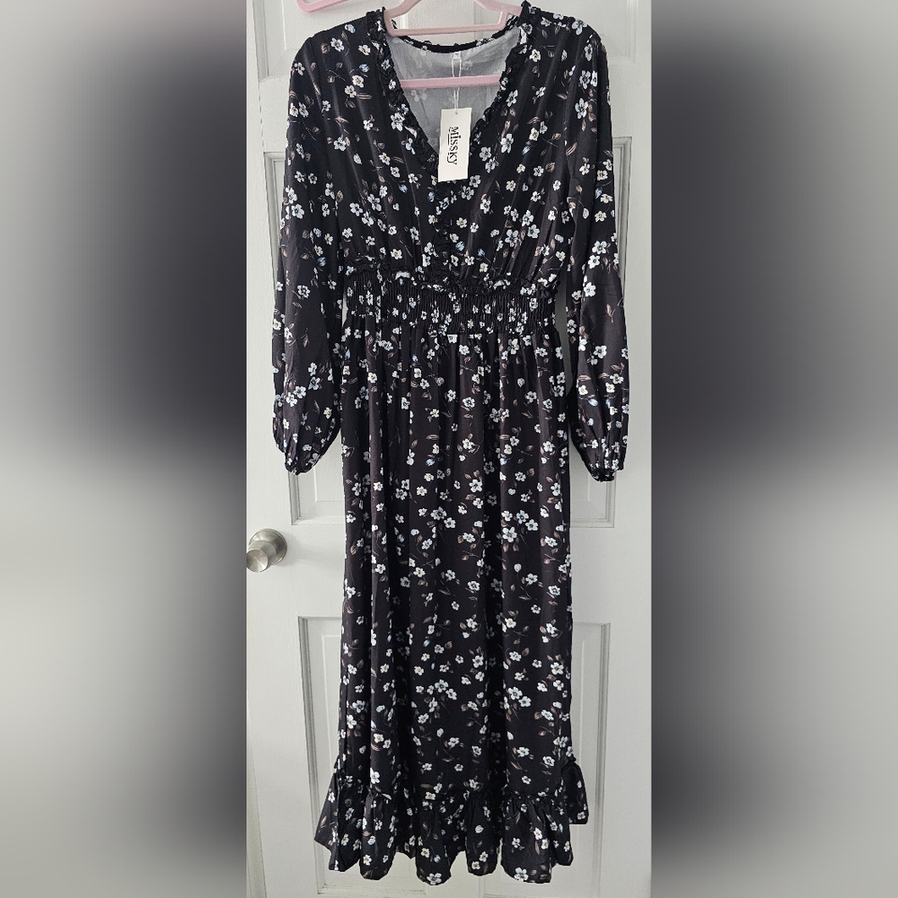 Elegant Black Floral Long Sleeve Dress